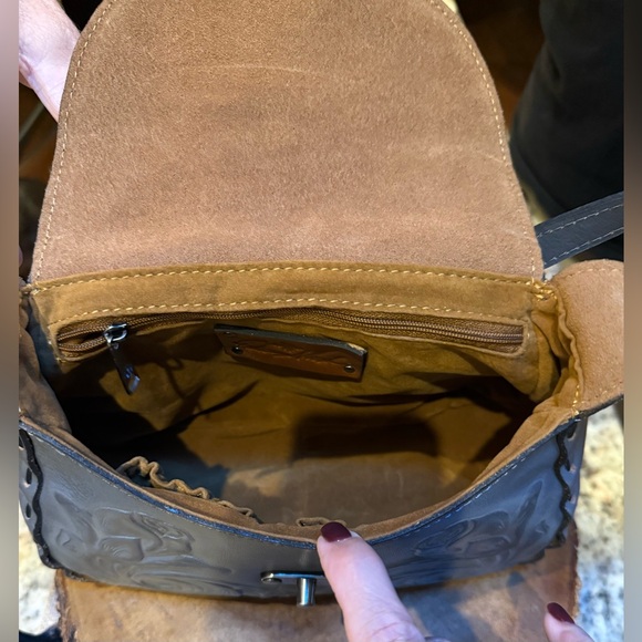 Patricia Nash Rose Tooling Collection Micaela Floral Leather Bag. NWOT - Picture 10 of 15